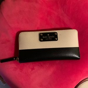 Authentic kate spade wallet